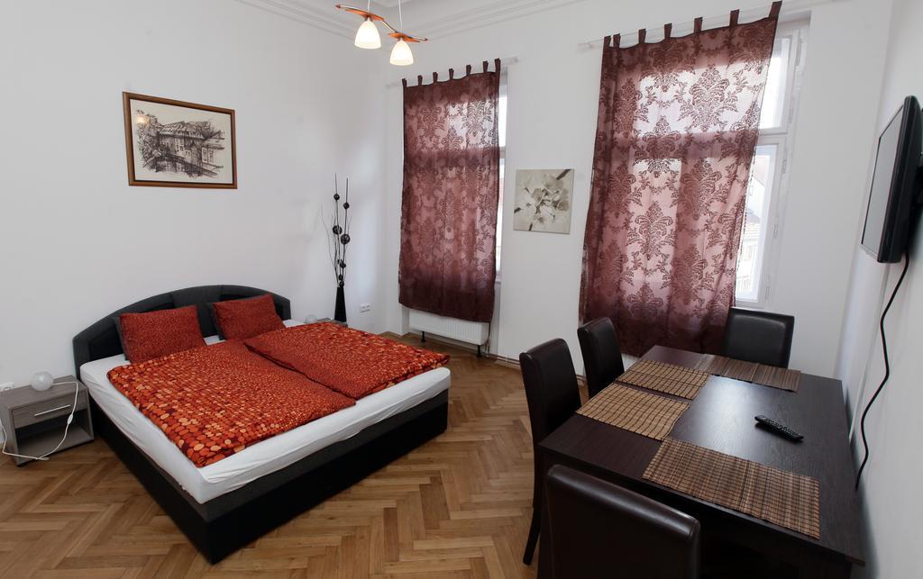 Carpe Diem Prague Apartment Ngoại thất bức ảnh