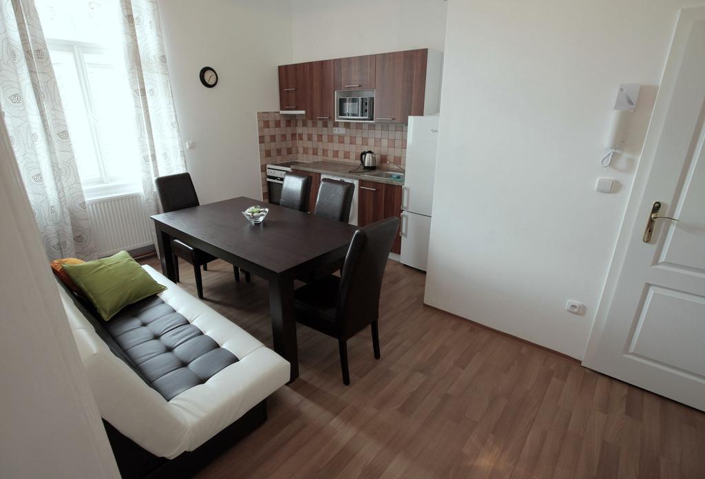 Carpe Diem Prague Apartment Phòng bức ảnh