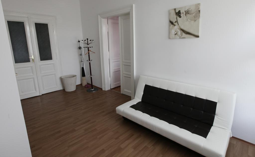 Carpe Diem Prague Apartment Ngoại thất bức ảnh