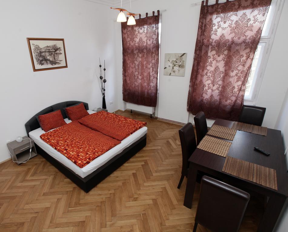 Carpe Diem Prague Apartment Ngoại thất bức ảnh