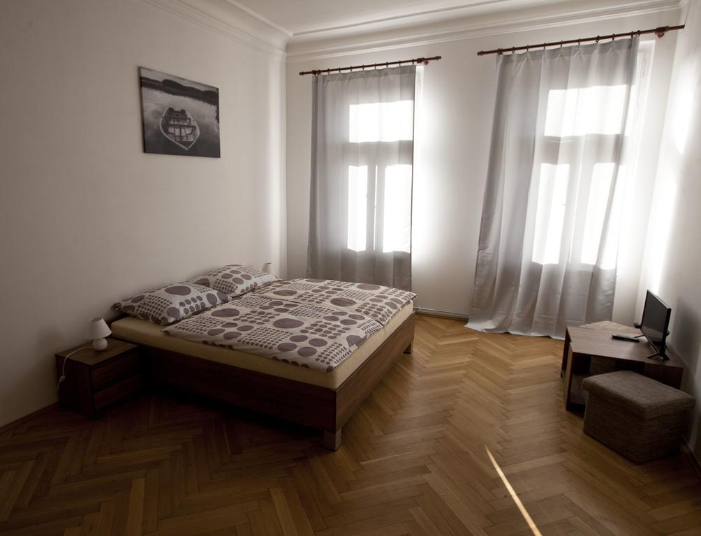 Carpe Diem Prague Apartment Ngoại thất bức ảnh